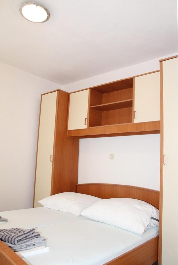Apartment Bajuti Primošten Kültér fotó
